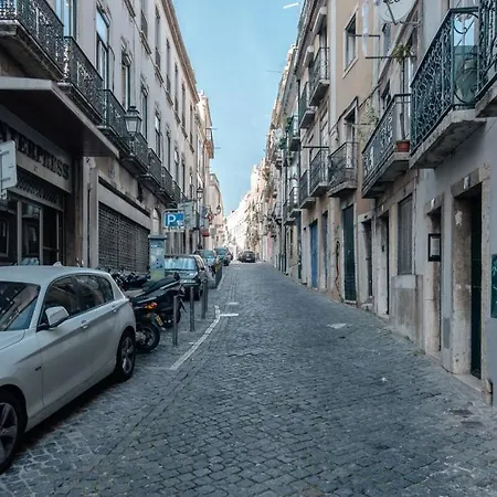 Elegant Chiado *